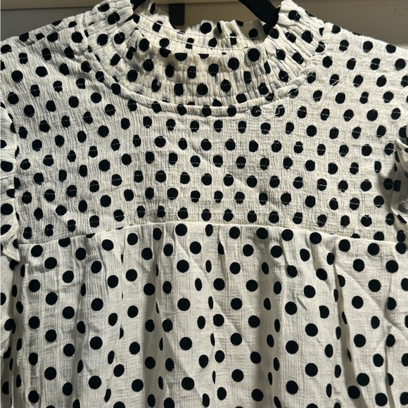 Like New Blu Pepper Women’s Smocked Long Sleeve Blouse Size Medium - Picture 5 of 6